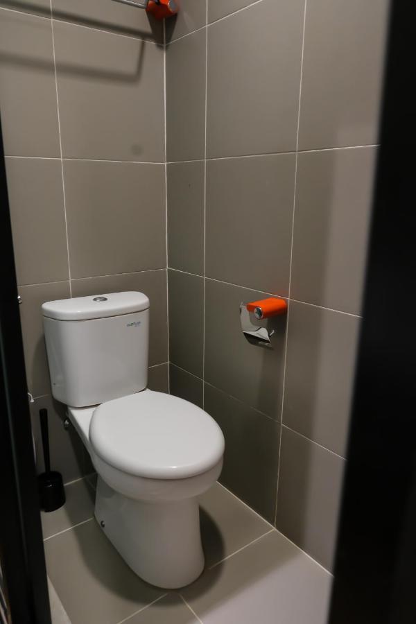 M Cabin Karawaci Binong Kültér fotó